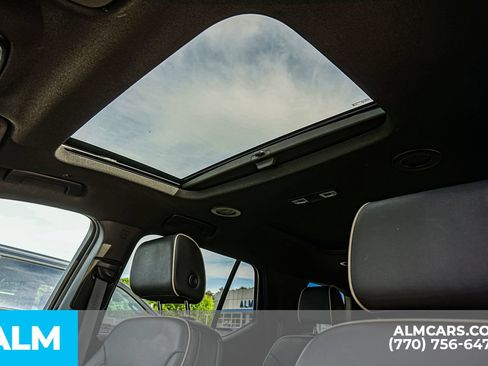 Used 2024 Chevrolet Traverse Premier w/ Redline Edition AWD/4WD image 38