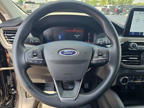 Used 2025 Ford Escape Active AWD/4WD image 20
