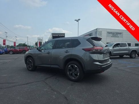 Certified 2024 Nissan Rogue SV AWD/4WD image 10