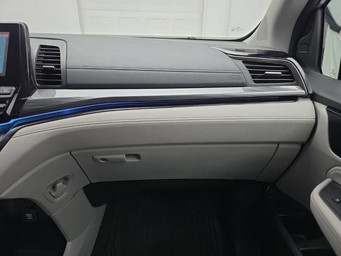 Used 2023 Honda Odyssey Elite image 36
