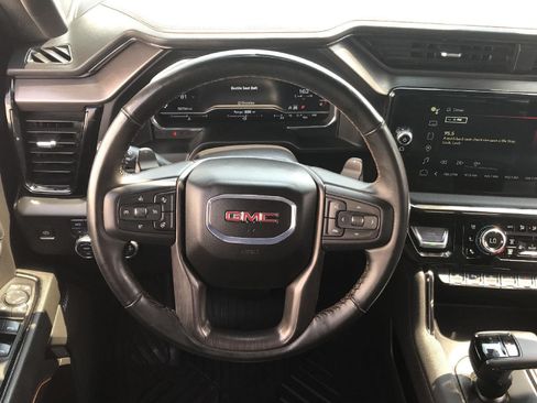 Certified 2024 GMC Sierra 1500 AT4 w/ AT4 Preferred Package AWD/4WD image 31