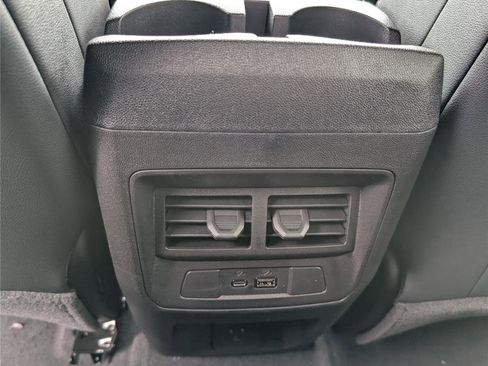 New 2026 Chevrolet Colorado LT w/ LT Convenience Package AWD/4WD image 14