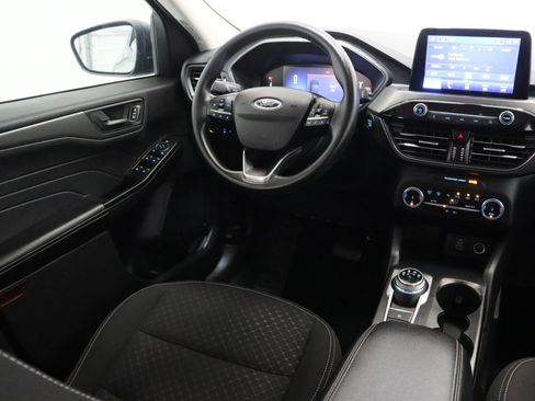 Used 2025 Ford Escape Active AWD/4WD image 30