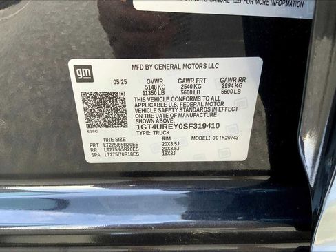 New 2025 GMC Sierra 2500 Denali w/ Denali Reserve Package image 16