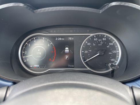 New 2025 Nissan Versa SV w/ Trunk Package image 26