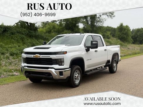 Used 2025 Chevrolet Silverado 2500 W/T w/ WT/CX Safety Package AWD/4WD image 1