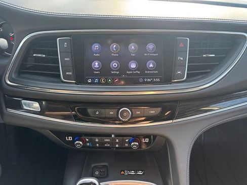 Used 2020 Buick Enclave Avenir w/ Avenir Technology Package AWD/4WD image 15