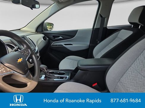 Used 2022 Chevrolet Equinox LS AWD/4WD image 10