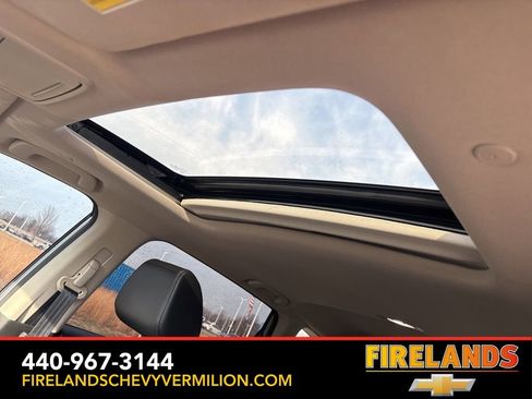 Used 2023 Honda CR-V EX-L image 3