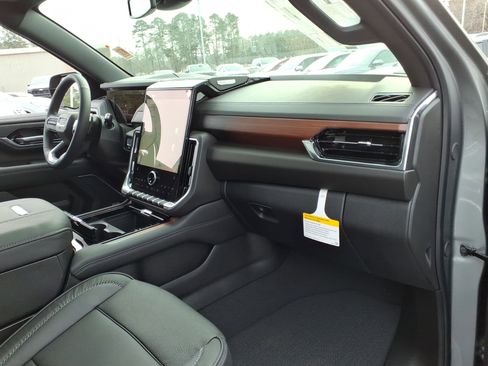 New 2026 GMC Yukon XL Denali w/ Sun & Power Step Package image 85