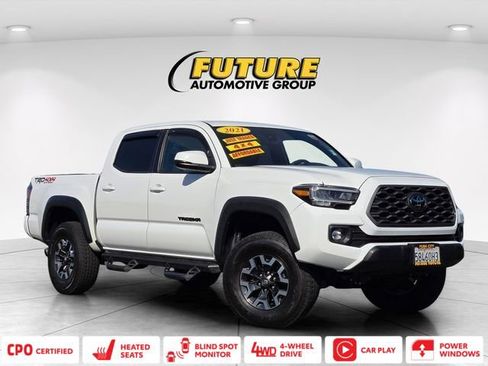 Certified 2021 Toyota Tacoma TRD Off-Road w/ Technology Package AWD/4WD image 1