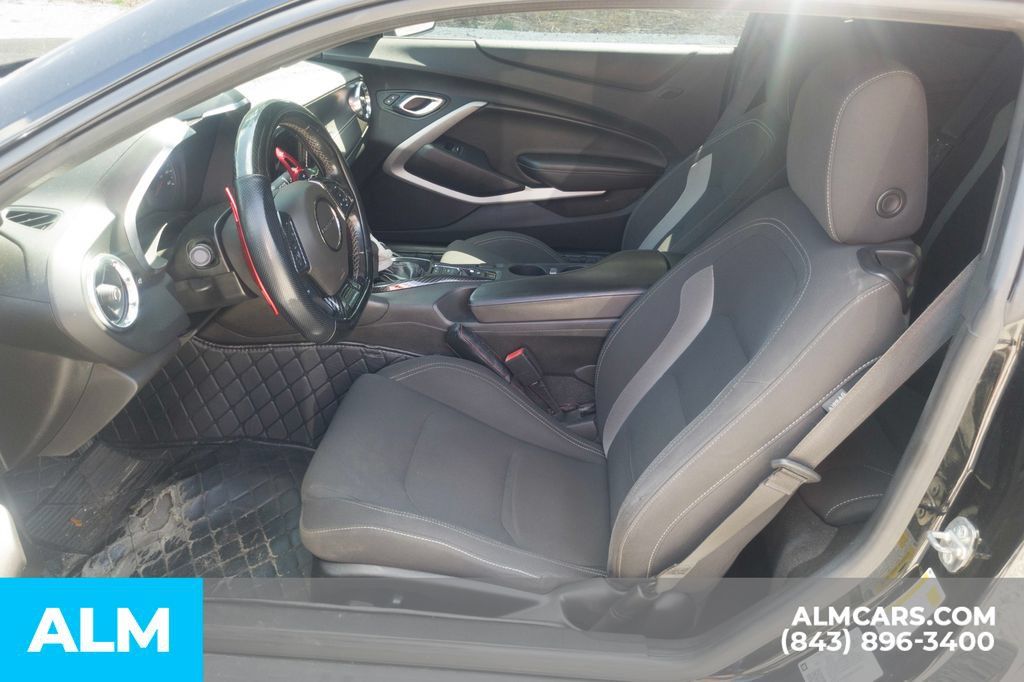 Used 2021 Chevrolet Camaro LT RWD image 6