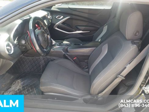 Used 2021 Chevrolet Camaro LT RWD image 6