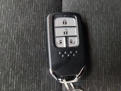 Used 2021 Honda Passport Sport image 32