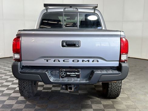 Used 2018 Toyota Tacoma SR w/ SR Convenience Package image 10