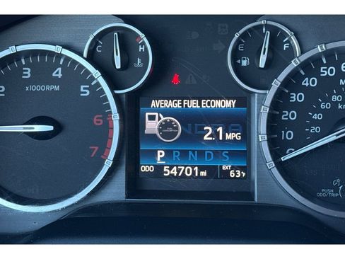 Used 2017 Toyota Tundra Platinum image 27