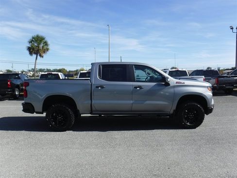 Used 2025 Chevrolet Silverado 1500 Custom Trail Boss image 3