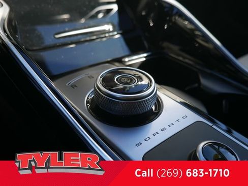 Used 2024 Kia Sorento SX Prestige w/ Panoramic Sunroof Package image 37