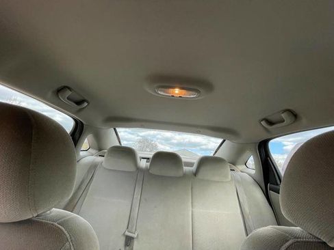 Used 2010 Chevrolet Impala LT FWD image 33