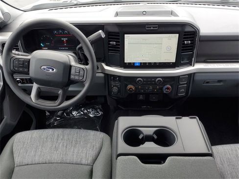 New 2025 Ford F350 XLT w/ Black Appearance Package image 26