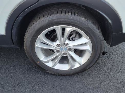 Used 2023 Buick Encore GX Preferred w/ Cold Weather Comfort Package image 5