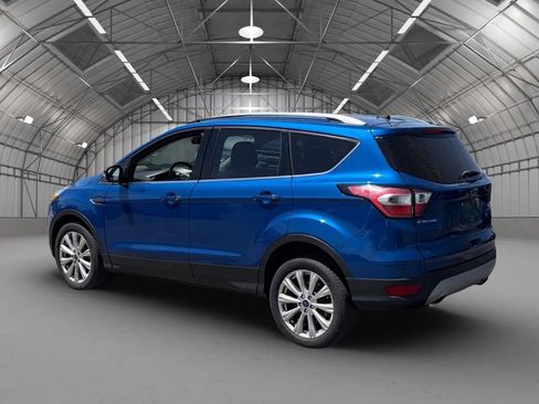 Used 2017 Ford Escape Titanium AWD/4WD image 5