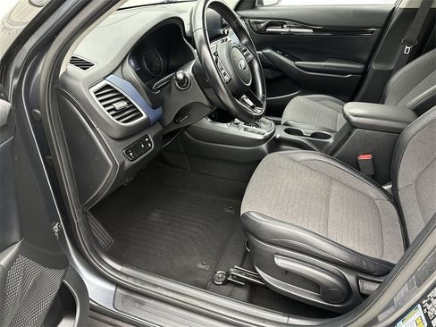 Used 2021 Kia Seltos S image 11