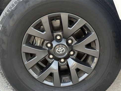 Used 2023 Toyota Tacoma SR5 image 10