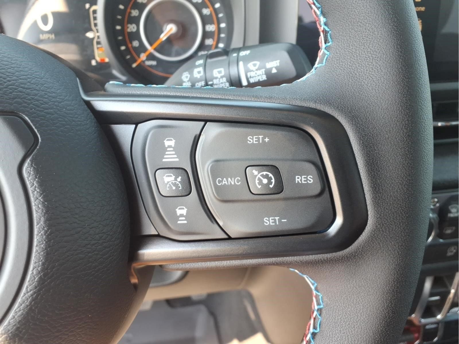 New 2026 Jeep Wrangler Unlimited Sport w/ Dual Top Group AWD/4WD image 11
