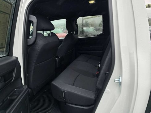 Certified 2025 Toyota Tacoma SR5 image 19