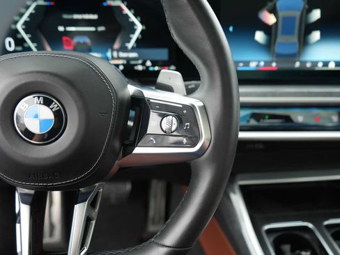 Used 2024 BMW 760i xDrive w/ Executive Package AWD/4WD image 20