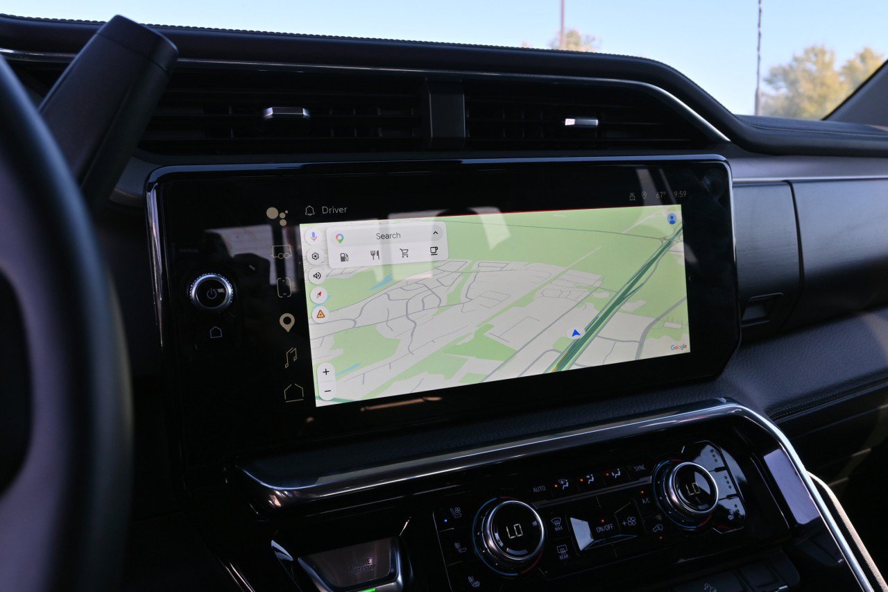 Used 2025 GMC Sierra 2500 Denali AWD/4WD image 12