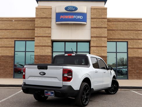 New 2026 Ford Maverick Lariat w/ Black Appearance Package image 6