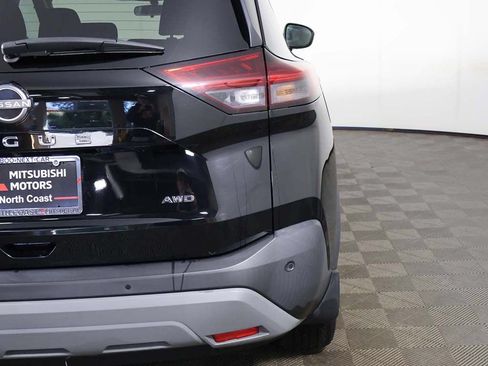 Used 2023 Nissan Rogue S AWD/4WD image 14