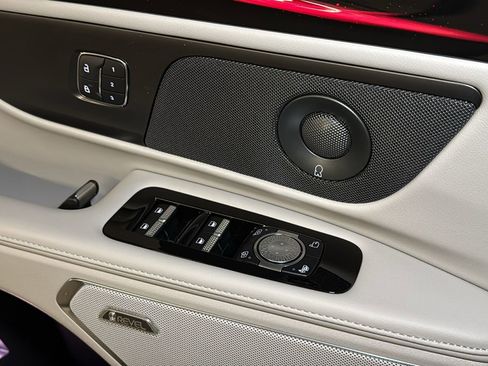 New 2026 Lincoln Nautilus Premier w/ Equipment Group 102A image 36