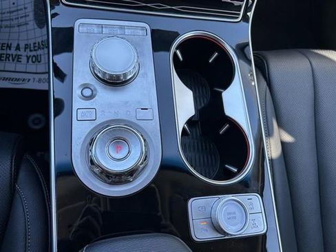 Used 2025 Genesis GV80 2.5T Standard image 16