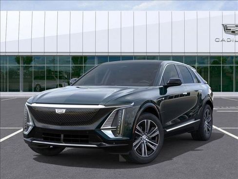 New 2025 Cadillac Lyriq Luxury image 6