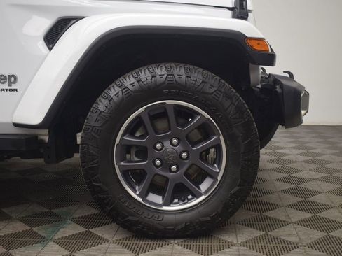 Used 2023 Jeep Gladiator Overland AWD/4WD image 29