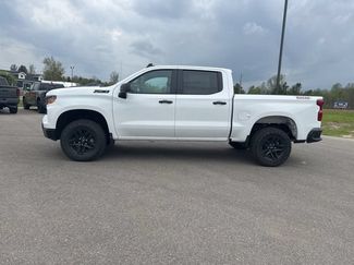 New 2026 Chevrolet Silverado 1500 Custom Trail Boss w/ LPO, Dark Essentials Package AWD/4WD video 2