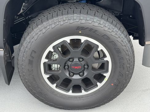 New 2026 Toyota Tacoma TRD Off-Road AWD/4WD image 15
