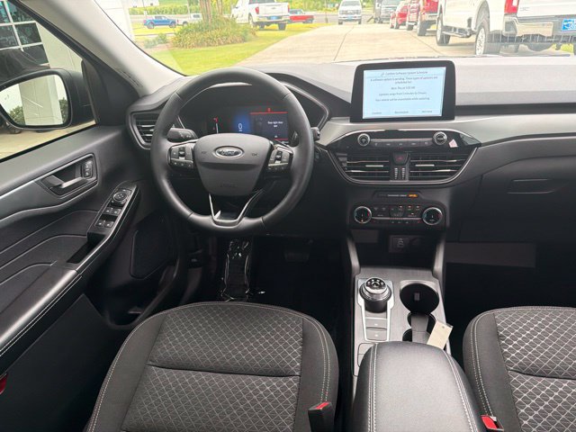 Used 2024 Ford Escape Active w/ Cold Weather Package FWD image 14