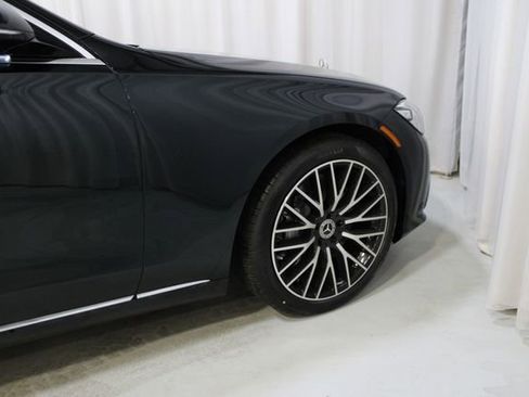 New 2026 Mercedes-Benz S 580 4MATIC Sedan image 35