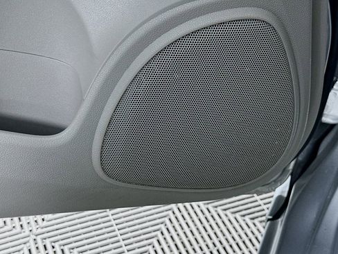 Used 2010 Honda Insight EX image 17