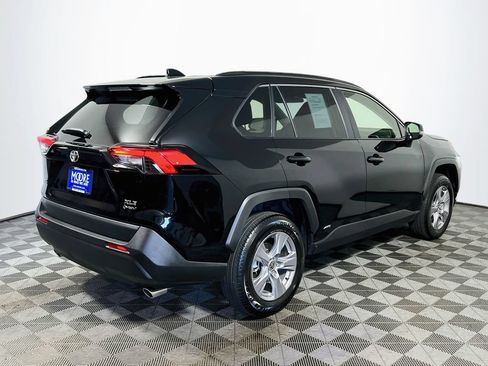 Certified 2025 Toyota RAV4 XLE w/ Convenience Package AWD/4WD image 7