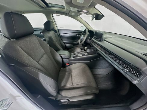 Used 2023 Honda Accord EX image 29