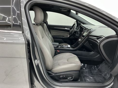 Used 2017 Ford Fusion Sport w/ Equipment Group 401A AWD/4WD image 15