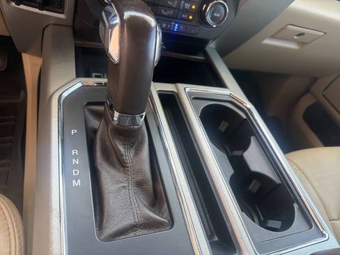 Used 2020 Ford F150 Lariat AWD/4WD image 24