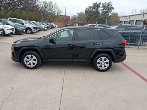 Used 2025 Toyota RAV4 LE image 4