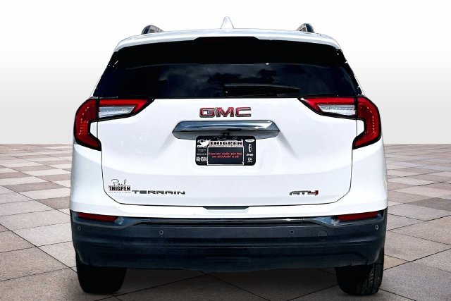 Used 2024 GMC Terrain AT4 AWD/4WD image 4