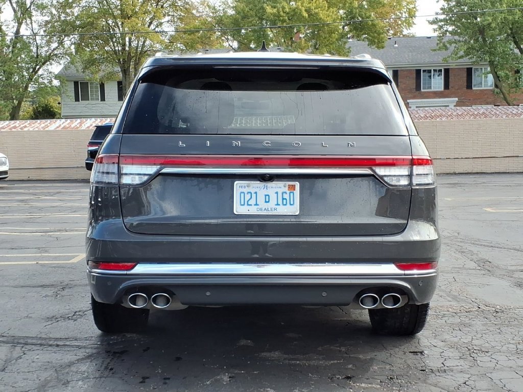 Used 2024 Lincoln Aviator Black Label AWD/4WD image 6